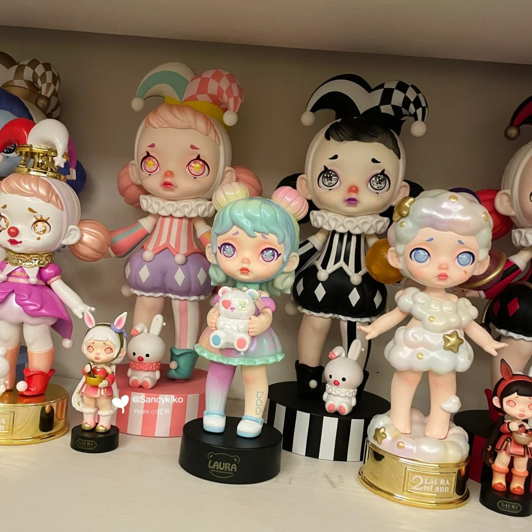 ToyCity | Laura: White Bear Sweetheart 200% (SEALED)